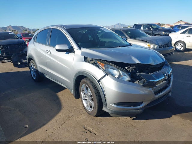 2018 HONDA HR-V 3CZRU6H37JG715782 Photo 0
