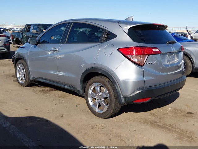 2018 HONDA HR-V 3CZRU6H37JG715782 Photo 2