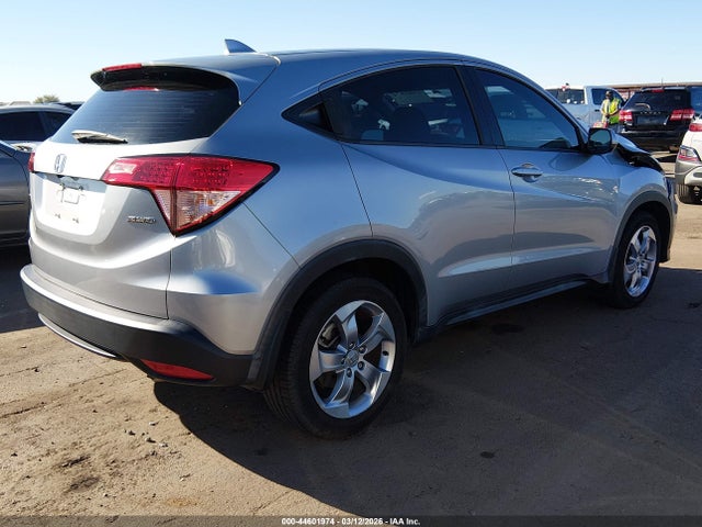 2018 HONDA HR-V 3CZRU6H37JG715782 Photo 3