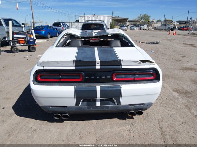 Dodge Challenger Srt 392 2015 2C3CDZDJXFH720228 Image 15