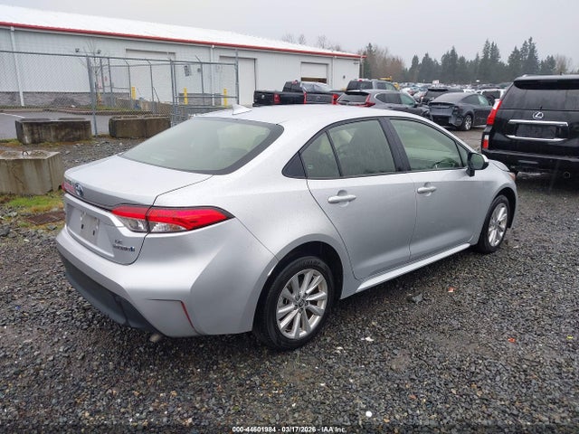 Toyota Corolla Hybrid Le 2024 JTDBCMFE6R3028441 Image 4