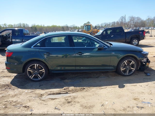 Продаж на аукціоні авто 2017 Audi A4 2.0t Premium, vin: WAUENAF48HN019916, номер лоту: 44601990