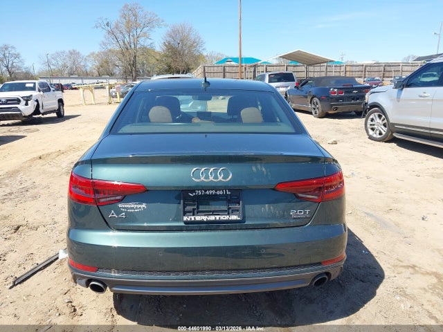 Продаж на аукціоні авто 2017 Audi A4 2.0t Premium, vin: WAUENAF48HN019916, номер лоту: 44601990
