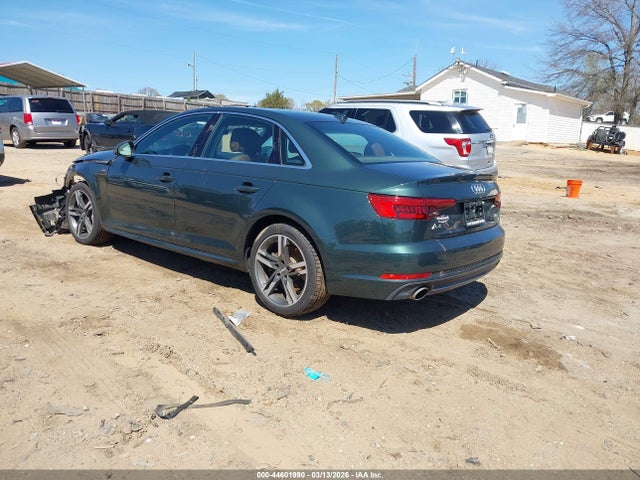 Продаж на аукціоні авто 2017 Audi A4 2.0t Premium, vin: WAUENAF48HN019916, номер лоту: 44601990