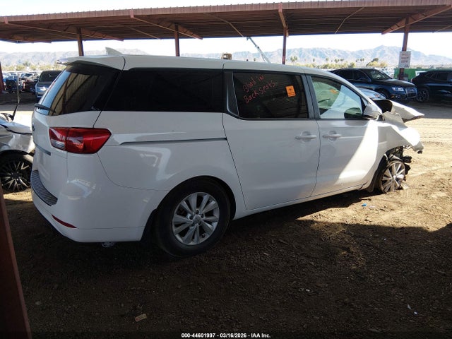 KNDMA5C11H6265499 KIA Sedona L