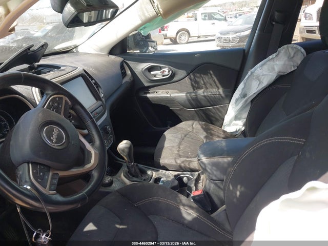 2015 JEEP CHEROKEE 1C4PJMCS8FW764426 Photo 4