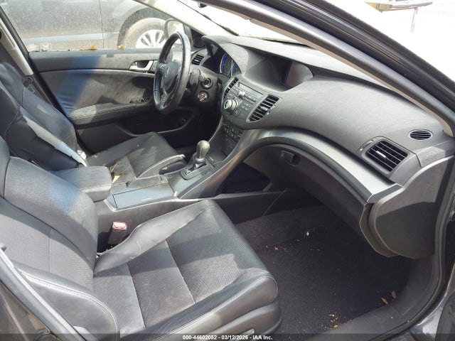44602052 :رقم المزاد ، JH4CU2F67BC014549 vin ، 2011 Acura Tsx 2.4 مزاد بيع