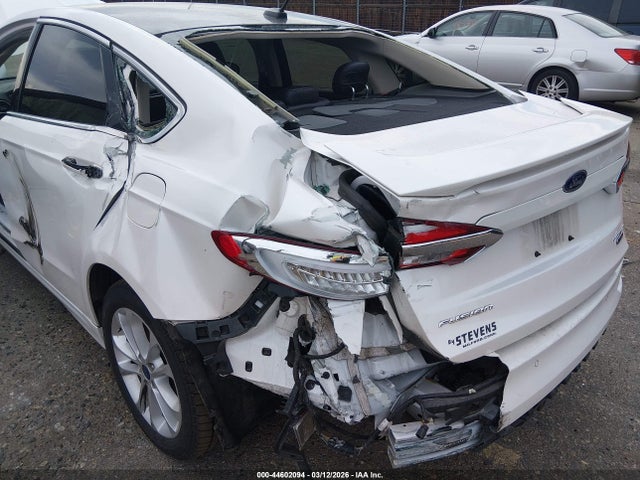 2020 Ford Fusion Plug-in Hybrid Titanium მანქანა იყიდება აუქციონზე, vin: 3FA6P0SU2LR218084, აუქციონის ნომერი: 44602094