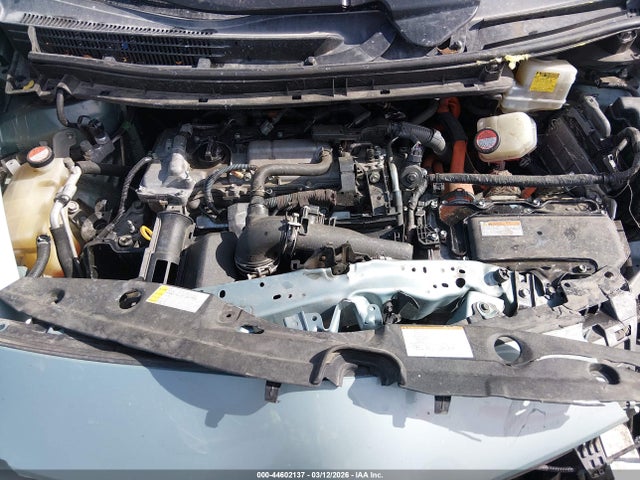 JTDKN3DU8F1910989 Toyota Prius Four