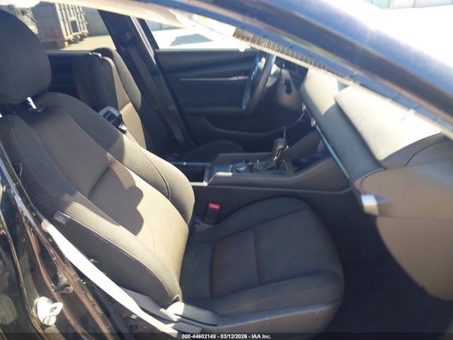 2019 Mazda Mazda3 მანქანა იყიდება აუქციონზე, vin: 3MZBPABL4KM112721, აუქციონის ნომერი: 44602148