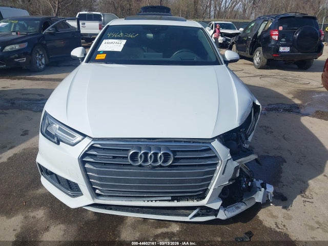 44602161 :رقم المزاد ، WAUFNAF42HN017857 vin ، 2017 Audi A4 2.0t Premium مزاد بيع
