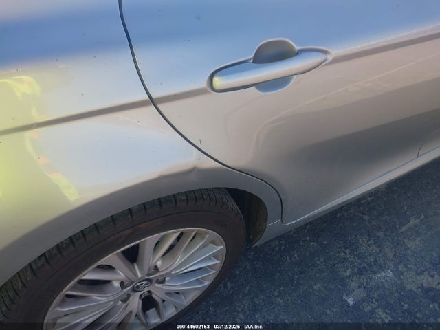 Продажа на аукционе авто 2018 Toyota Camry Xle, vin: 4T1B11HK8JU153927, номер лота: 44602163