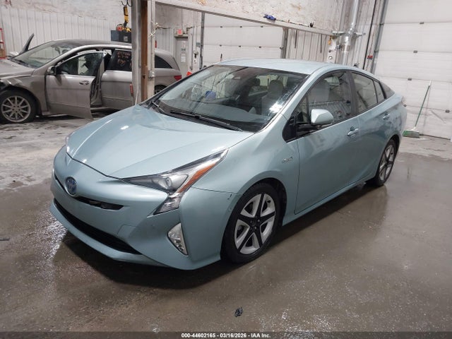 JTDKARFU9G3526155 Toyota Prius Four Touring