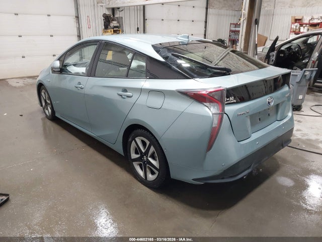 JTDKARFU9G3526155 Toyota Prius Four Touring