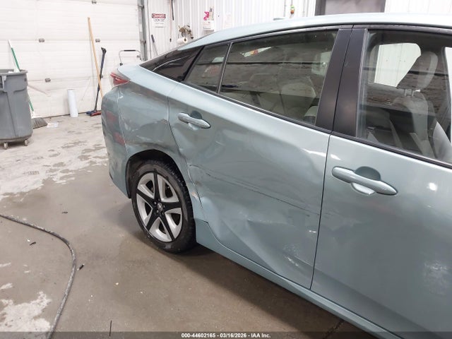 JTDKARFU9G3526155 Toyota Prius Four Touring
