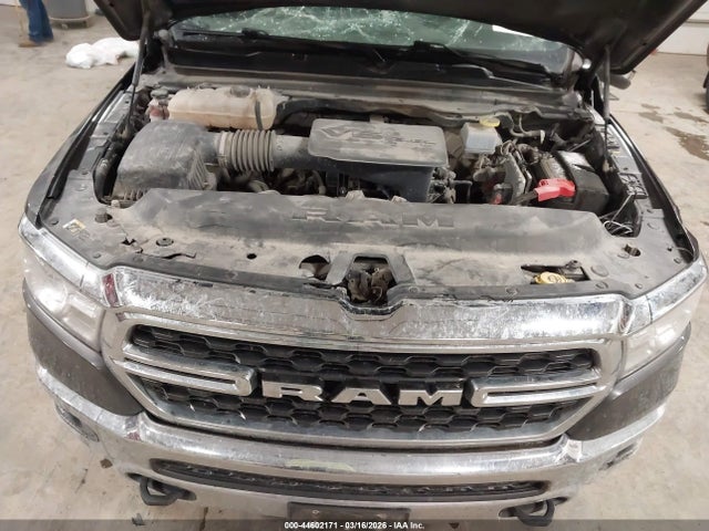 44602171 :رقم المزاد ، 1C6RRFMG0NN383723 vin ، 2022 Ram 1500 Big Horn  4x4 6'4 Box مزاد بيع
