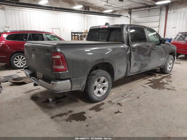 44602171 :رقم المزاد ، 1C6RRFMG0NN383723 vin ، 2022 Ram 1500 Big Horn  4x4 6'4 Box مزاد بيع