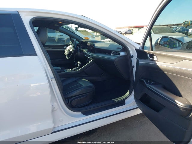 5XXG64J22NG128234 KIA K5 Gt-line