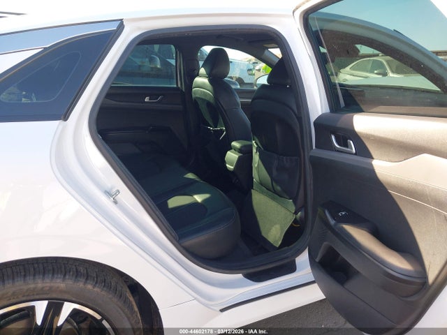 5XXG64J22NG128234 KIA K5 Gt-line