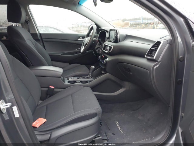 2019 Hyundai Tucson Se მანქანა იყიდება აუქციონზე, vin: KM8J2CA40KU962744, აუქციონის ნომერი: 44602188