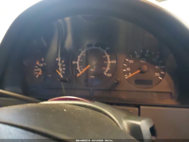 44602216 :رقم المزاد ، 4JGAB54E9XA091495 vin ، 1999 Mercedes-benz Ml 320 مزاد بيع
