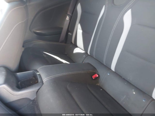 1G1FB1RX0H0157929 Chevrolet Camaro 1lt