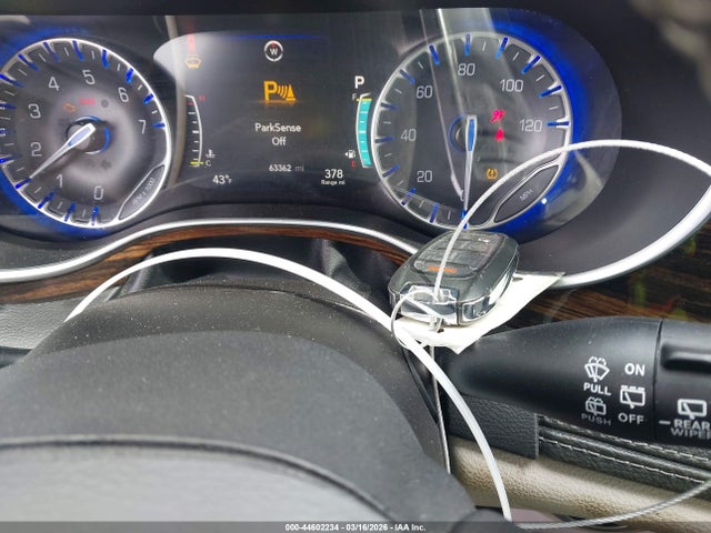 2023 Chrysler Pacifica Limited მანქანა იყიდება აუქციონზე, vin: 2C4RC1GG4PR623726, აუქციონის ნომერი: 44602234