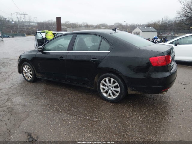 2014 Volkswagen Jetta 1.8t Se მანქანა იყიდება აუქციონზე, vin: 3VWD17AJXEM358433, აუქციონის ნომერი: 44602256