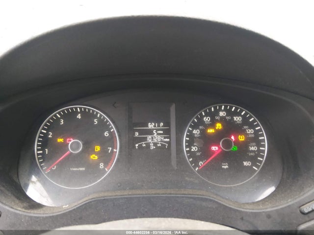 2014 Volkswagen Jetta 1.8t Se მანქანა იყიდება აუქციონზე, vin: 3VWD17AJXEM358433, აუქციონის ნომერი: 44602256