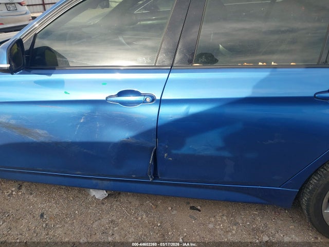 44602260 :رقم المزاد ، WBA3A5C54DJ462606 vin ، 2013 Bmw 328i مزاد بيع