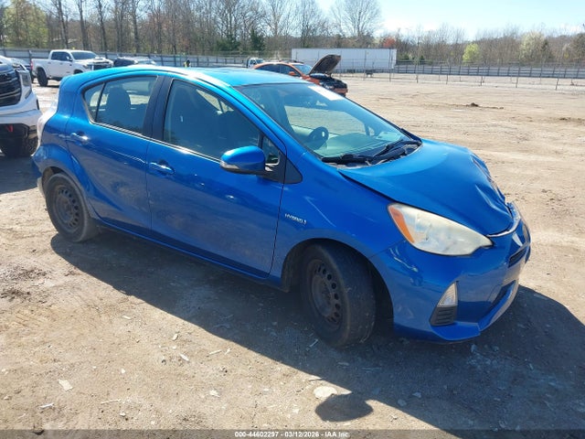 2013 TOYOTA PRIUS C JTDKDTB37D1037214