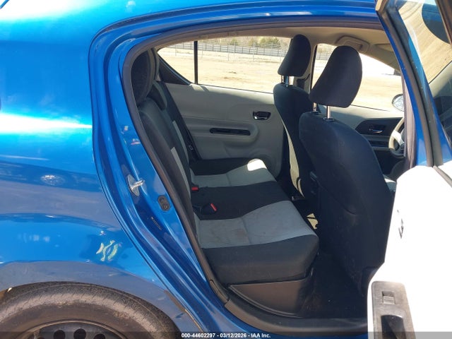 2013 TOYOTA PRIUS C JTDKDTB37D1037214 Photo 7
