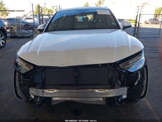 Продаж на аукціоні авто 2023 Audi Q5 Premium 40 Tfsi Quattro S Tronic, vin: WA1ABAFY8P2178037, номер лоту: 44602304