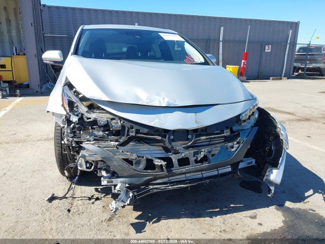 2017 TOYOTA PRIUS PRIME JTDKARFP5H3055911 Photo 5