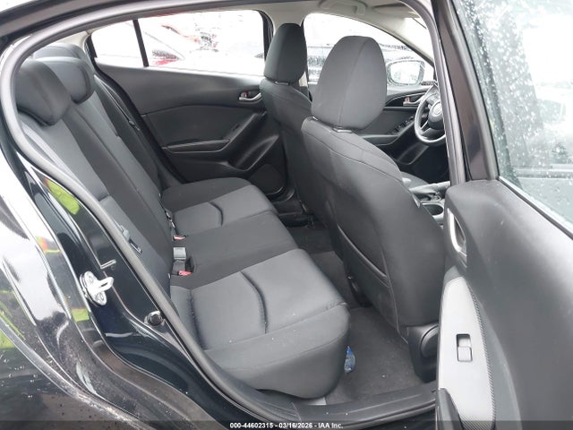 JM1BM1U77E1140915 Mazda Mazda3 I Sport