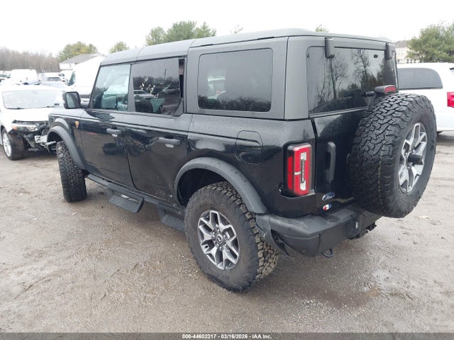 2024 FORD BRONCO 1FMEE9BP9RLB21560 Photo 2
