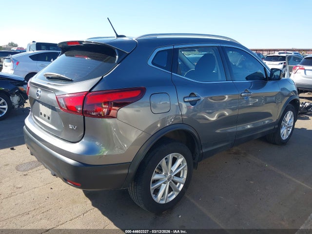JN1BJ1CP3JW164221 Nissan Rogue Sport Sv