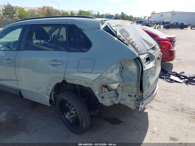 2T3W1RFV6MW132521 Toyota Rav4 Xle