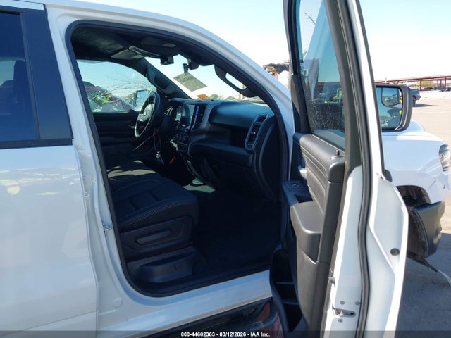 1C6RREGG5SN170283 RAM 1500 Tradesman 4x2 5&#039;7 Box