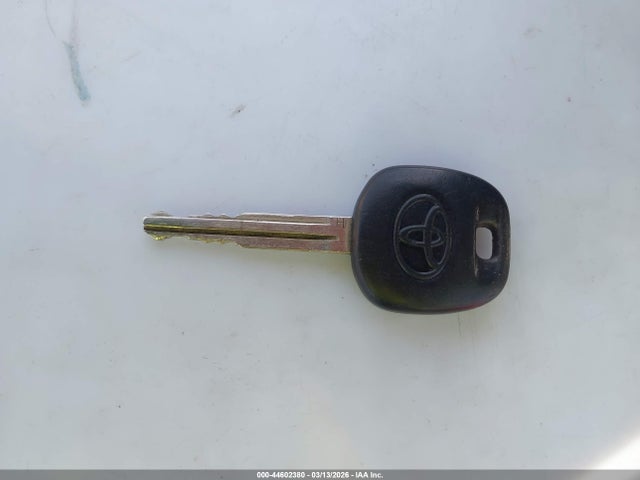 5YFBURHE5EP070527 Toyota COROLLA L
