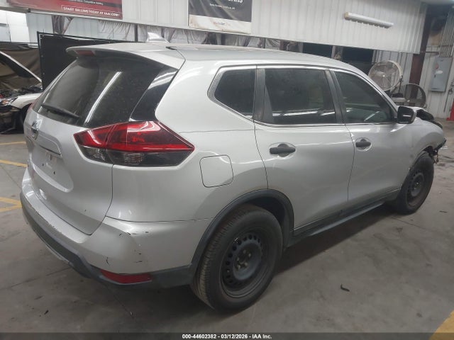5N1AT2MTXLC752332 Nissan Rogue S Fwd
