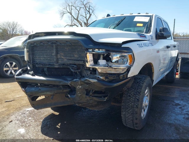44602384 :رقم المزاد ، 3C6UR5CJXNG202427 vin ، 2022 Ram 2500 Tradesman  4x4 6'4 Box مزاد بيع