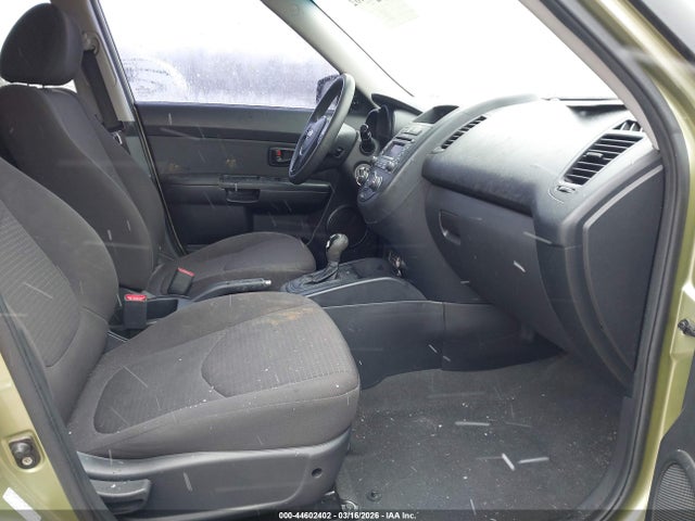 44602402 :رقم المزاد ، KNDJT2A52C7387874 vin ، 2012 Kia Soul مزاد بيع