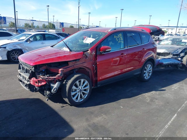1FMCU0J98HUC02048 Ford Escape Titanium