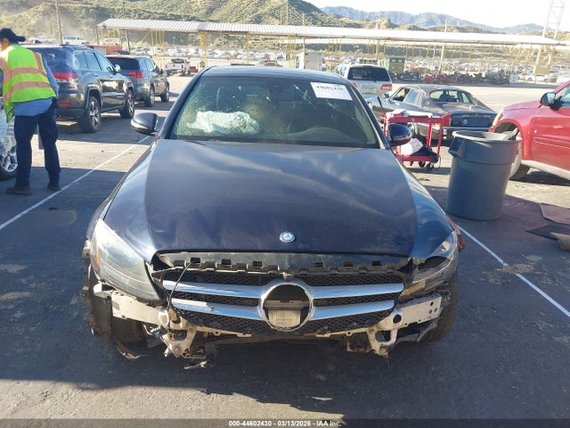 55SWF4JBXHU184052 Mercedes-Benz C 300 Sport