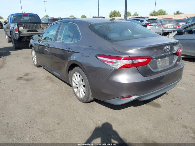 4T1B11HK5KU229735 Toyota CAMRY LE