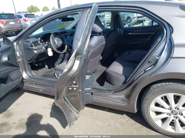 4T1B11HK5KU229735 Toyota CAMRY LE