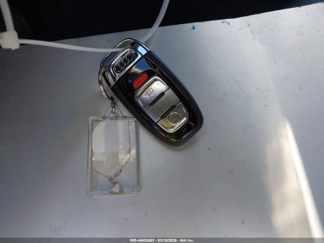 2011 AUDI A8 L WAURVAFD6BN021771 Photo 10