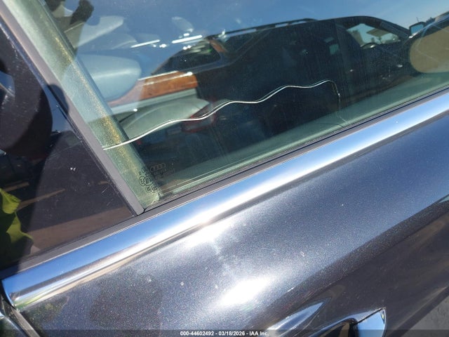 2011 AUDI A8 L WAURVAFD6BN021771 Photo 5