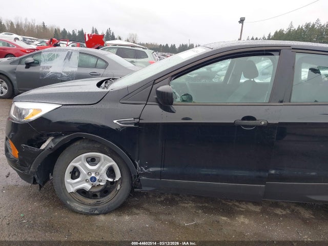 1FMCU0F71HUE16905 Ford ESCAPE S